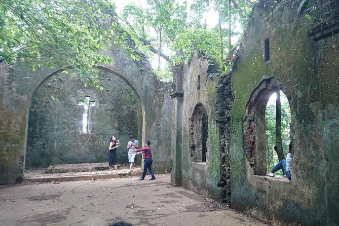 Ba Vi National Park Private Tour: Sightseeings & Jungle Hikking - Tan Vien peak fog: the day can change fast