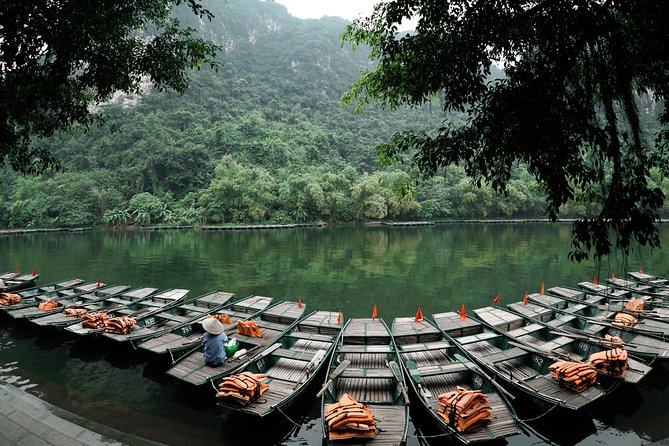 Bai Dinh Pagoda, Trang An boat and Mua Cave Limousine from Hanoi - Should You Book This Bai Dinh + Trang An + Mua Cave Tour?