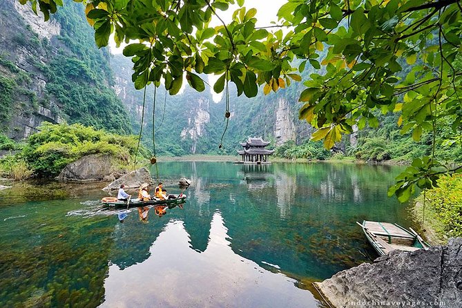 Bai Dinh Trang An Day Trip with Buffet Lunch,Boat Trip and Electric Car 2 Ways - Entering Bai Dinh Pagoda: Electric-Car Comfort and the Scale of It