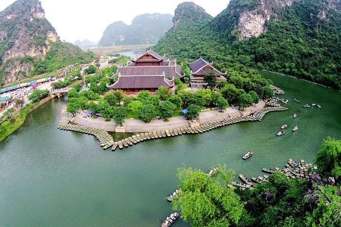 Bai Dinh - Trang An - Mua Cave Small Group Tour - Limousine Bus - Bai Dinh Pagoda: record-setting Buddhist complex with big “wow” moments