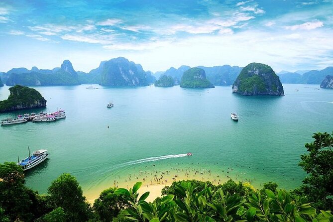 Bai Tu Long Bay 2 Day 1 Night Cruise - Your cabin setup: comfort that makes overnight cruising worth it