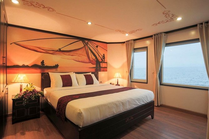 Bai Tu Long Bay Luxury Cruise 2D/1N: Visit Bai Tu Long bay & pristine places - The guide and how this cruise feels day-to-day