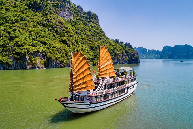 Bai Tu Long boutique & budget cruise 2D: Kayaking, swimming at pristine palaces - Overnight on the water: sunrise and sunset at your own pace