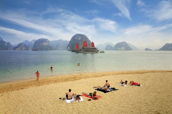 Best Halong 5 star Day Trip, inclusive,buffet,cave,kayak,transfer - Titop Island and the Titov Peak climb: the best photo per minute