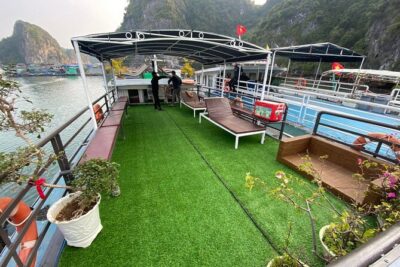 Best love - Full Day Boat Tour to Lan Ha Bay and Ha Long Bay - The big action: kayaking in Ha Long Bay caves and hidden lagoons
