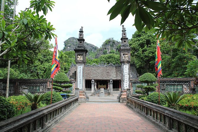 Best selling - Luxury Ninh Binh - Hoa Lu - Trang An - Mua Cave Day Tour - A Ninh Binh Day Trip That Hits Hoa Lu, Mua Cave, and Trang An