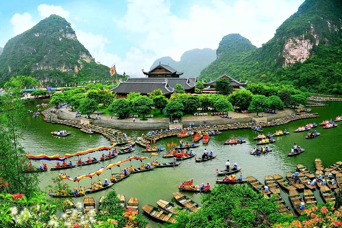 Best selling - Luxury Ninh Binh - Hoa Lu - Trang An - Mua Cave Day Tour - Pickup From Hanoi Old Quarter: When the Day Starts