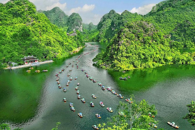 Best Service - Hoa Lu -Trang An - Mua Cave Limousine - All Inclusive - The cycle break and Vietnamese tea: a breather that still feels active