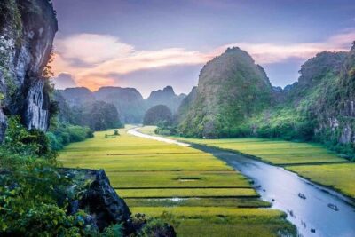Boat and Bike Riding with Mua Cave in Ninh Binh Full Day Tour - Hoa Lu temples of the Dinh and Le Dynasties: a compact history lesson that’s actually usable
