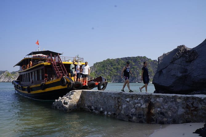 Cat Ba Abseiling Tour - Explore The Biggest Lagoon of Lan Ha Bay - Guides make or break canyon days