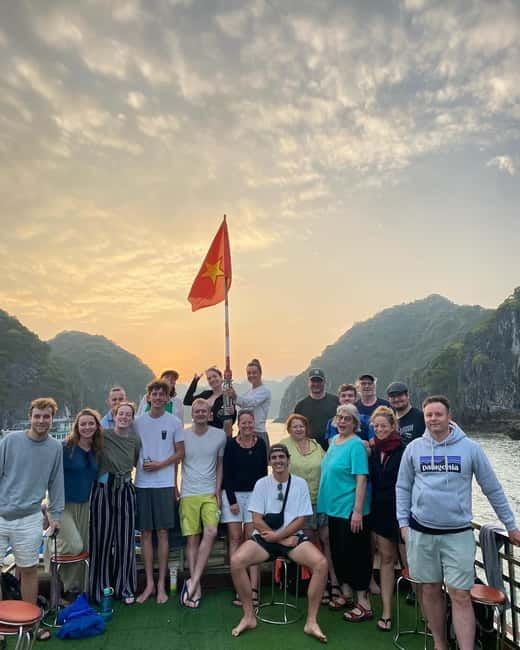 Cat Ba: Day boat tour with: kayak, cave, bike, meal, tickets - Service and guide quality: why it can change your day