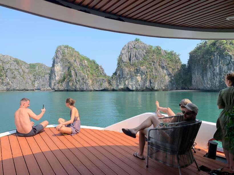 Cat Ba Island: Lan Ha Bay Full-Day with Luxury Cruise - Bright Cave kayaking: the best blend of fun and scenery