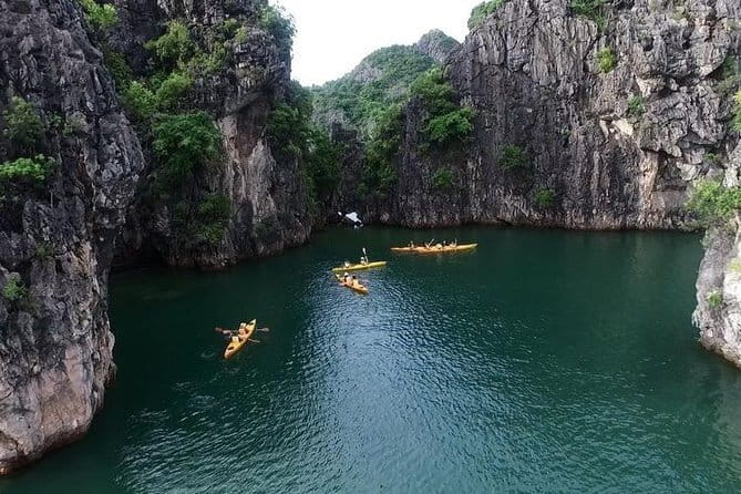 Catamaran Premium Cruise to Halong Bay & Lan Ha Bay in 1 Day Tour - Price and value for a $95 one-day Halong and Lan Ha cruise
