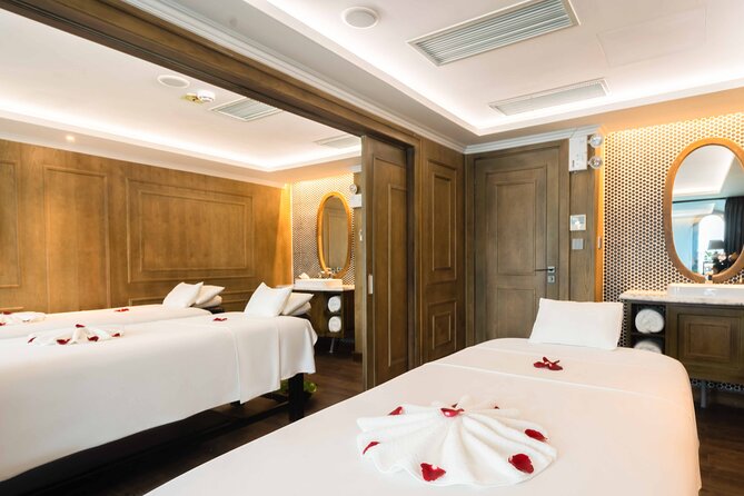 Chill Cruise Full-Day Explore Halong Bay - Vietnamese Lunch on Board: Comfort Food Between Caves