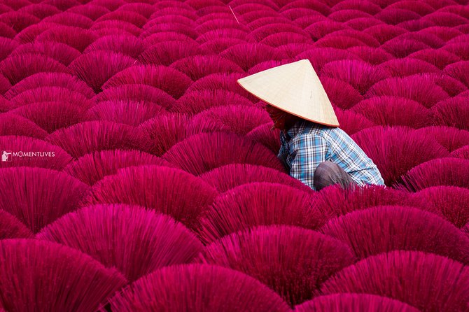 Colors of Incense village Quang Phu Cau - The 5:15 a.m. run from Hanoi (and why it helps your photos)