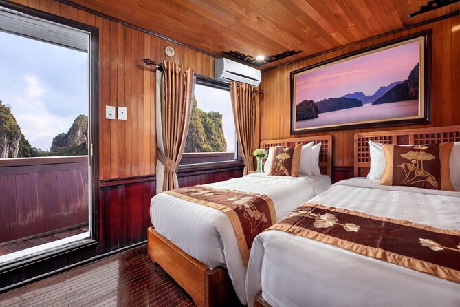 Cozy Bay Classic Cruise 2D1N from Hanoi by Expressway Transfer - Day 2: Sunrise on the Sundeck, Buffet Breakfast, and the Pearl Farm Lesson