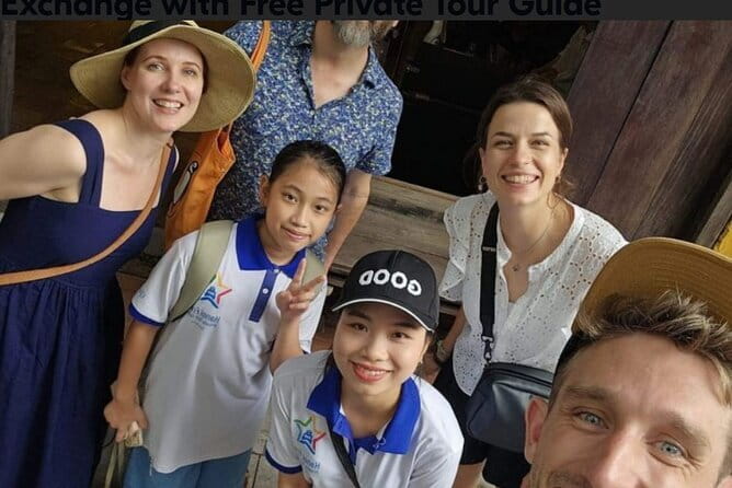 Cultural Exchange with Student Guides - Stop 4: Short EFIS English Conversation With Your Student Guides