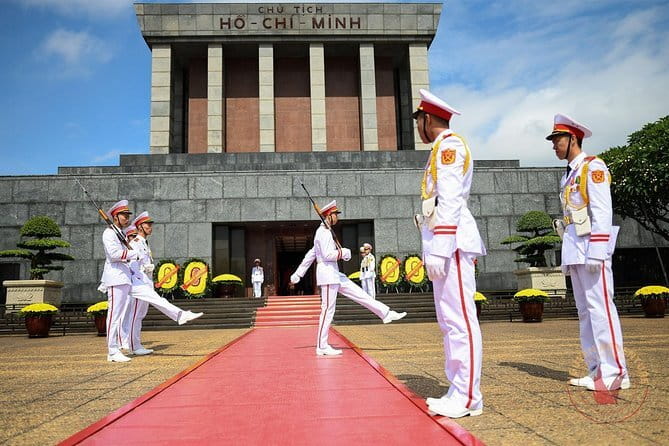 Cultural Exchange with Student Guides - Who This Tour Fits Best (and Who Might Want Something Else)