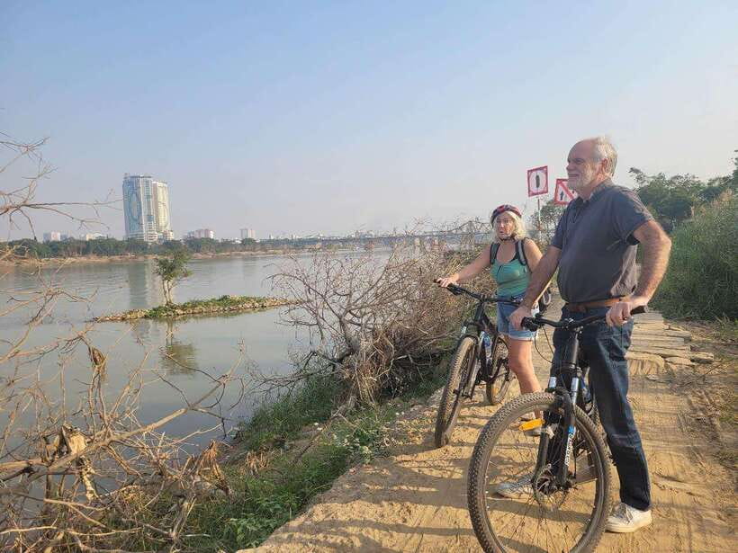Cycling Through Hanoi: Old Quarter Pagodas & Red River Delta - Giang Café egg coffee: the included payoff