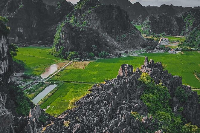 Day Trip from Hanoi to Ninh Binh Hoa Lu, Trang An, and Mua Cave - Key highlights worth planning around