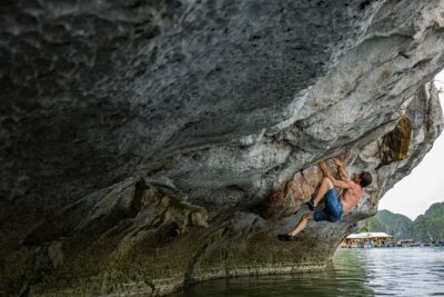 Deep Water Solo - Basket Boat Start From Cat Ba: Getting to the Climbing
