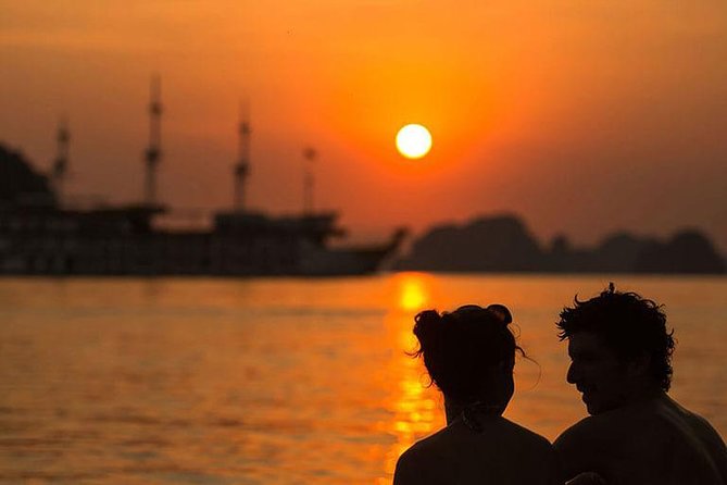 Deluxe Halong Bay 6 Hours Cruise To Visit Surprising Cave And Titop Island - The short Hai Duong break: souvenirs and green bean cake