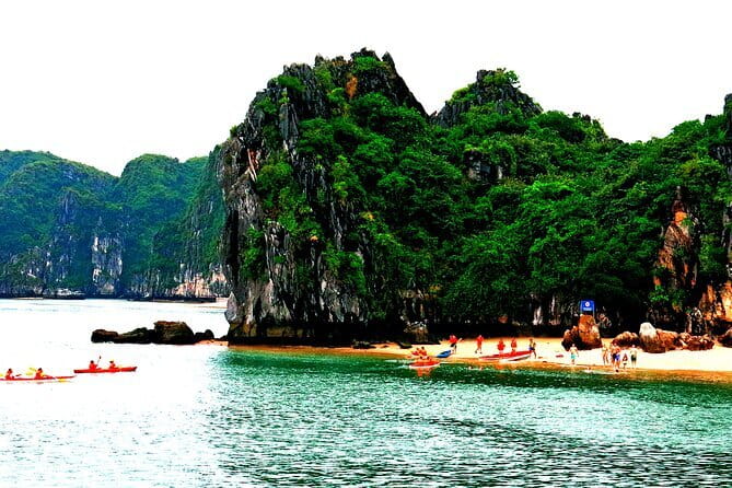 Discover Lan Ha Bay Viet Hai Village Hike to Ha Long bay - Lan Ha Bay kayaking and swimming time: slowing down on the water