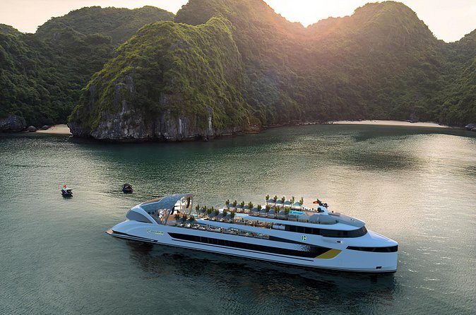Dolphin Cruise – Experience Halong Bay in Timeless Luxury - Sung Sot Cave walk: the classic wow stop, timed well