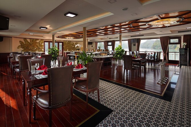 Dora Cruise - Luxury 5 Star Cruise in Halong Bay & Lan Ha Bay (2D1N) - Passing Ha Long Bay and returning near Tuan Chau