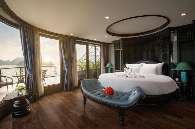 Doris 5 Star Cruise 2 Days 1 Night(Ha Long Bay+Lan Ha Bay) - Brunch and the return to Tuan Chau: not too rushed, not too late