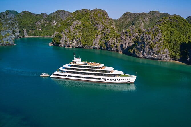 Emeraude Cruise 2 days 1 night Ha Long Bay Tour - Should you book Emeraude Classic Cruise?