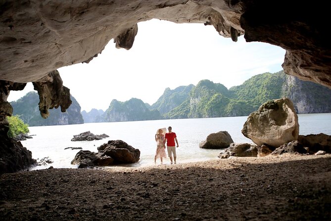 Emperor Cruise Halong: 3 Days 2 Nights Hideaway - Food and tea-time: a whole-day rhythm instead of random meal hunts