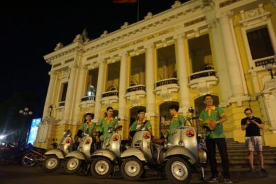 Enjoy Hanoi Like a Local - Vespa & Street Food Tour by Night - Stop by Stop: How the Evening Food Plan Works