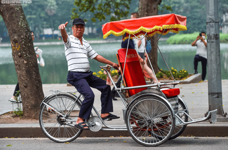 Explore Ha Noi City Tour For Full Day - A Realistic Look at the Route: Big Icons Plus Local Hanoi