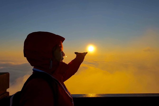 Exploring Fansipan: A 2-Day, 1-Night Trekking Adventure - Overnight on Fansipan: Sleep With Weather in Mind