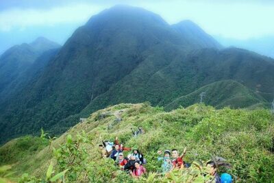 Fansipan Mount Trekking 1 Day - Morning pickup and the first climb from Tram Ton Pass