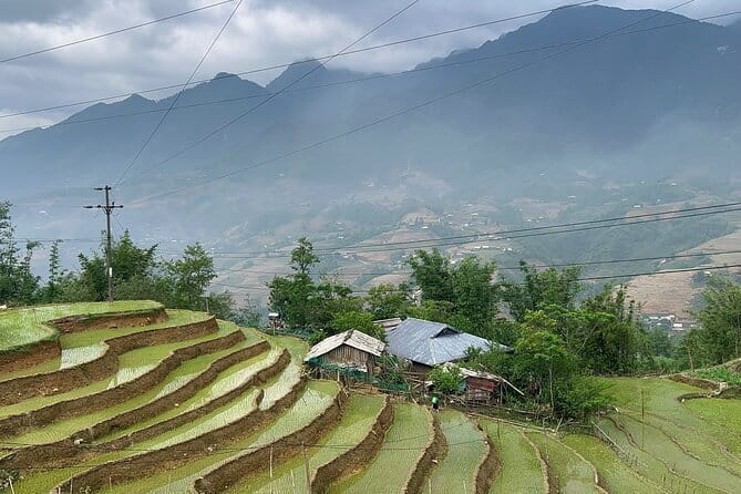 Fansipan Mountain, Cat Cat Village, Rice Terrace 2 Day Sapa Tour - Ta Van batik workshop: more than a souvenir stop