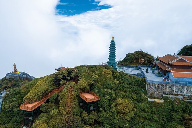 Fansipan Peak And Cat Cat Village In 2D1N From Hanoi - Dinner, Free Evening in Sapa, and Not Wasting Your One Night