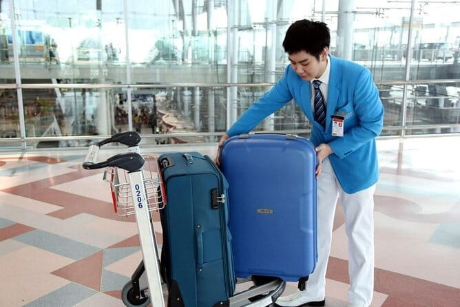 Fast Track Airport Service in Vietnam: Bypass the Lines with Ease - Vietnam Fast Track at a Glance: What You’re Really Buying