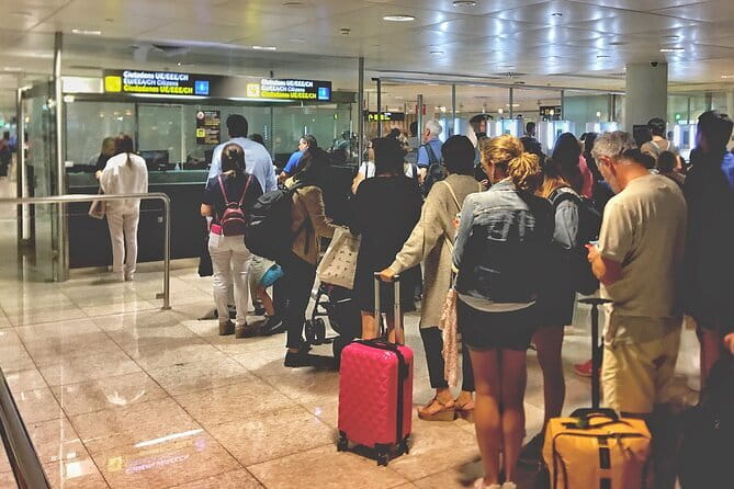 Fast Track VIP Service Noi Bai Airport (Hanoi - Vietnam) - Departures at Noi Bai: Check-In Counter to Security to Boarding Gate