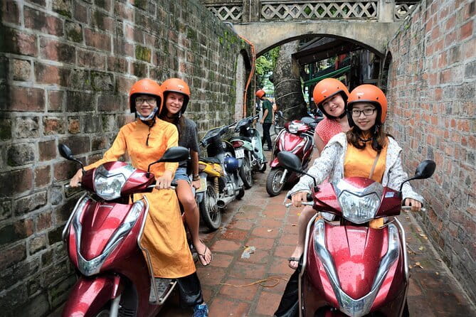 Flavors of Hanoi A Jeep Tour for Food Lovers - French Quarter views and Hanoi Opera House photo time