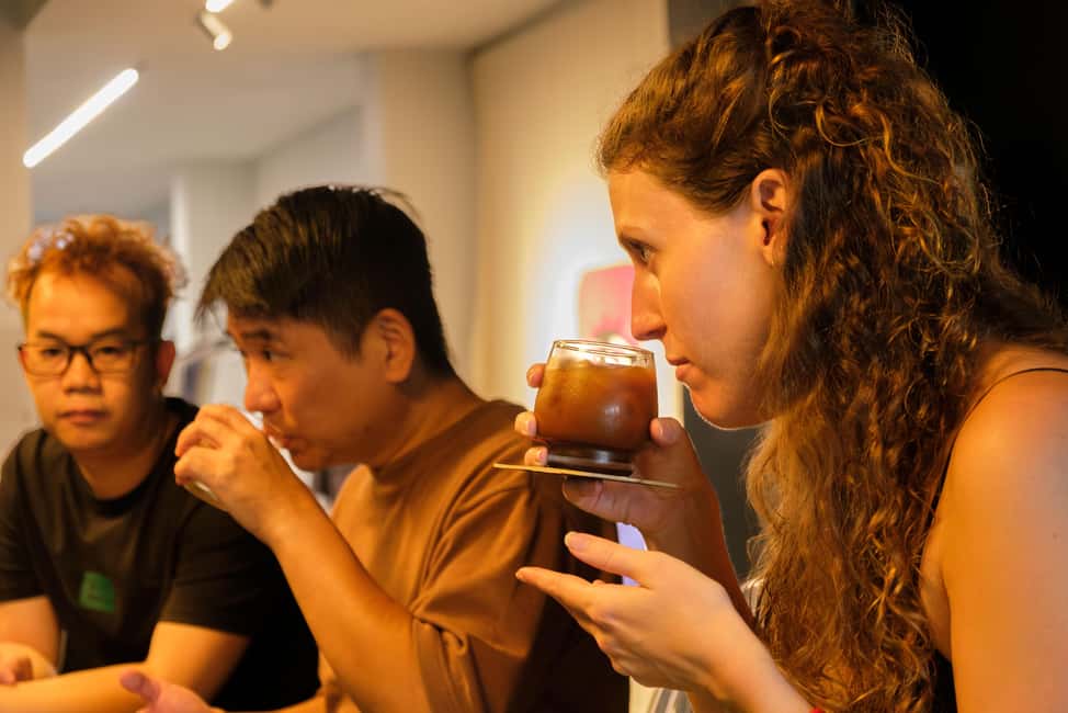 From Egg Coffee to Street Brews: Hanoi Walking Tour - Hanoi’s Old Quarter, plus a century-old house moment