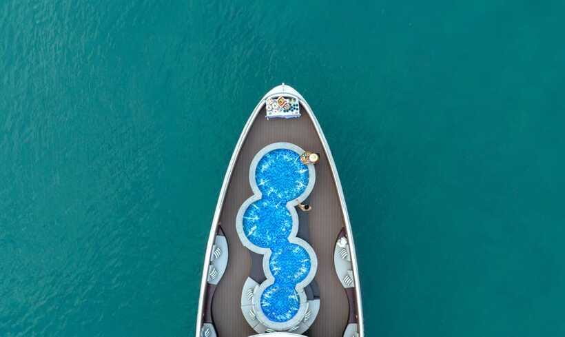 From Ha Long: Luxury Symphony Day Cruise with 2 Jacuzzi Pool - Luon Cave Choice: Optional Sampan or Kayak for Those Who Want the Quiet Water