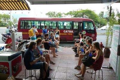 From Ha Noi/Cat Ba: Full-Day Cruise to Lan Ha bay - Ha Long Bay - Ha Long Bay caves: Dark, Bat, Bright kayaking (and why it’s the main event)