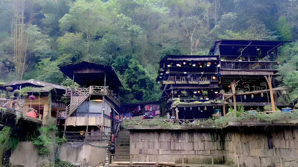 From Ha Noi: SAPA - FANSIPAN - CAT CAT VILLAGE 2 Day 1 Night - The sleeping bus out of Hanoi is the trick to saving the day