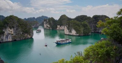 From Halong: 2 Days / 1 night with Halong - Lan Ha tour - Tuan Chau check-in and the first hour rhythm