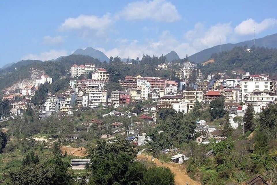 From Hanoi: 2-Day 2-Night Sapa Tour by Overnight Train - Day 2 in Muong Hoa Valley: Y Linh Ho, Lao Chai, and Ta Van rice terraces