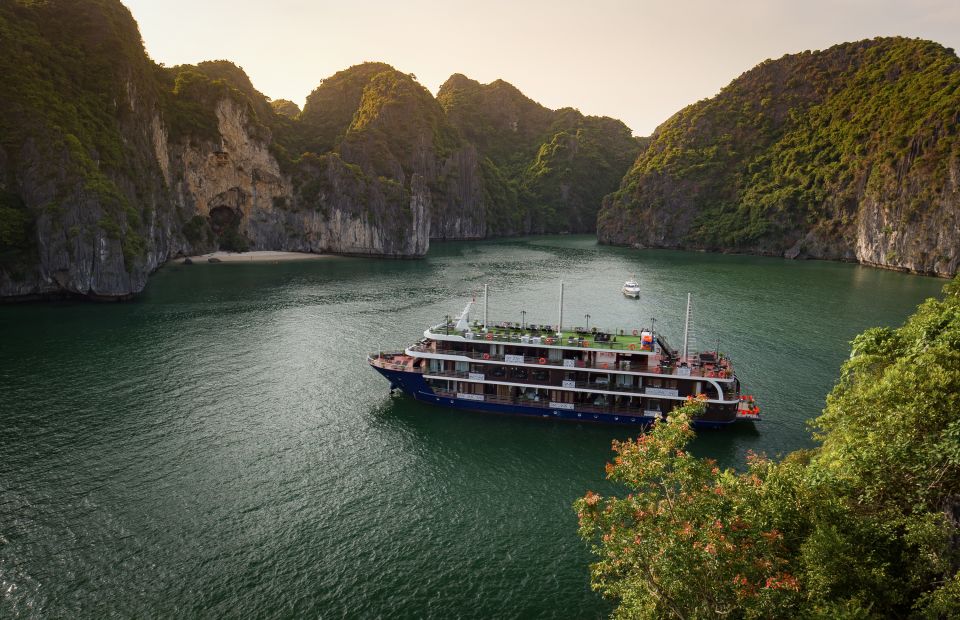 From Hanoi: 2-Day Halong and Lan Ha Bay La Pandora Cruise - Lan Ha Bay instead of the loudest side of Halong