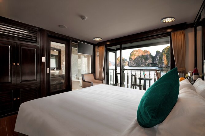 From Hanoi: 2-Day Luxury Halong Cruise Explore Caves & Island - Kayaking or bamboo boat to Luon Cave: the part you’ll remember longest