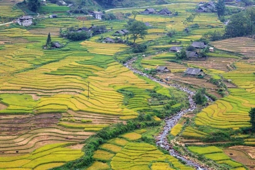 From Hanoi: 2-Days Sapa Trek Lao Chai/Cat Cat, Fansipan Peak - From Hanoi to Sapa: the sleeper bus setup that works